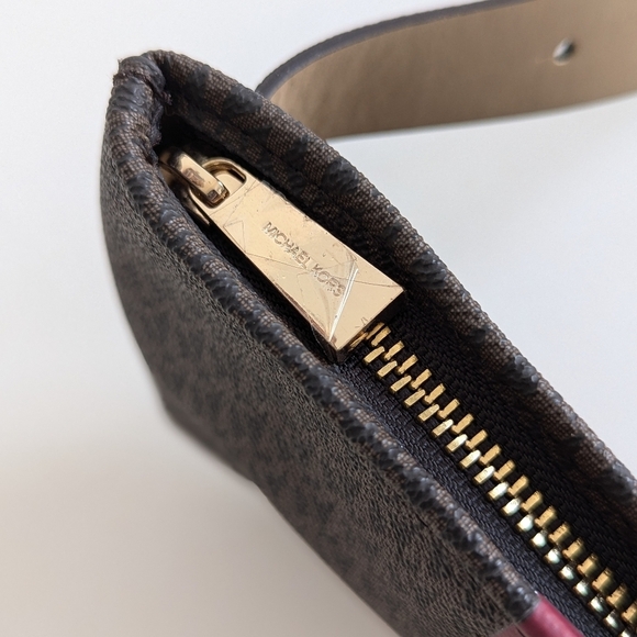 Michael Kors Belt Bag Fanny Pack Brown Signature Logo Magenta Pink Stripe S/ M - Picture 6 of 11